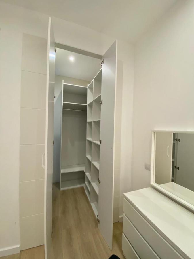 Vip Apartment In Odessa エクステリア 写真